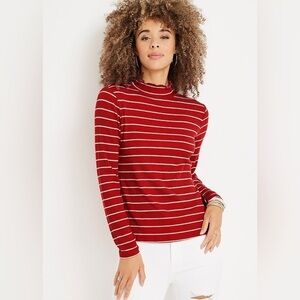 NWOT Maurices Ruffle Maple Mock Neck Top size Large
